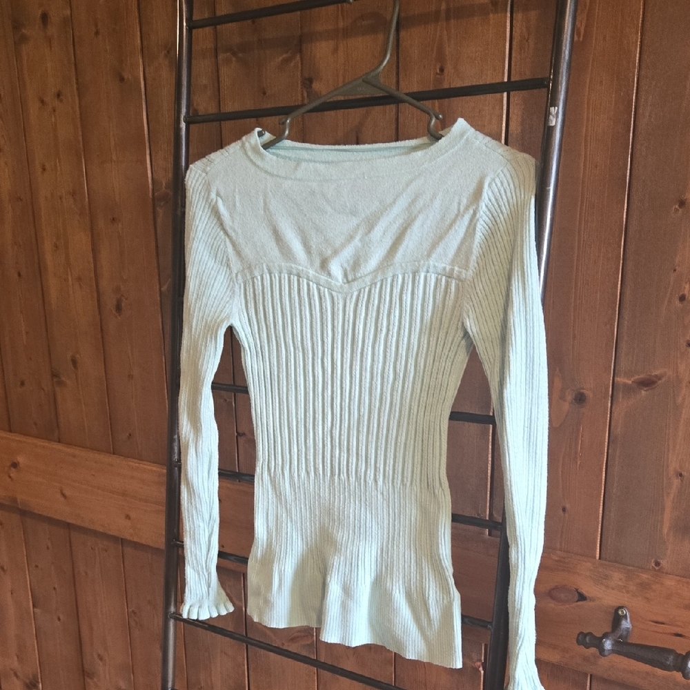 Elle Green Fitted Ribbed Crew Neck Blouse